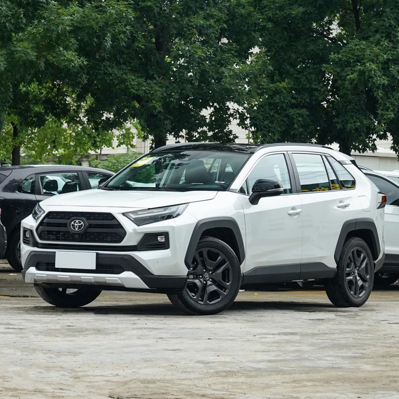 RAV4 2023 modell benzin SUV