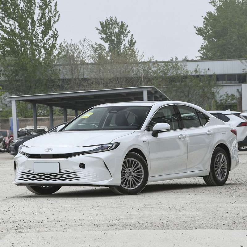 Toyota Camry hibrid elektromos szedán